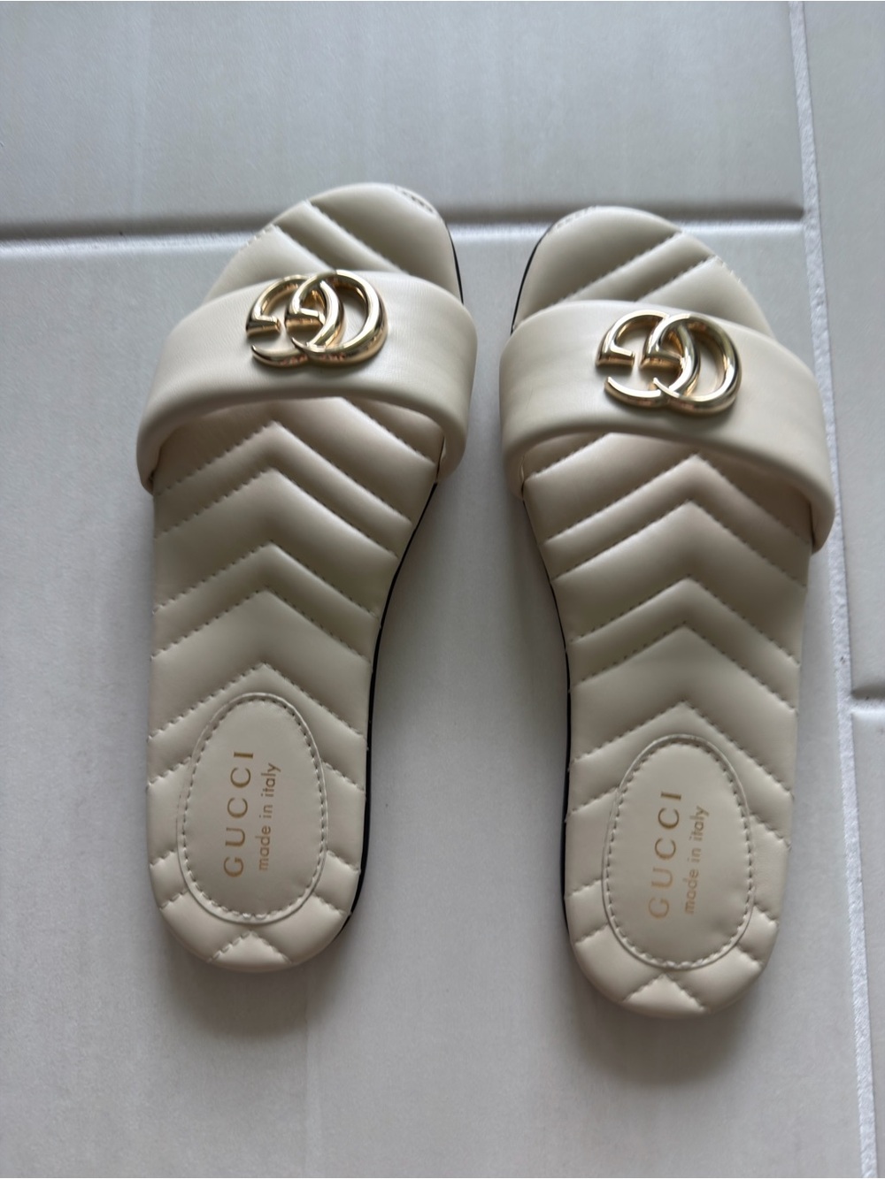 Gucci Cream Quilted Leather Slide Sandals with Gold Double G